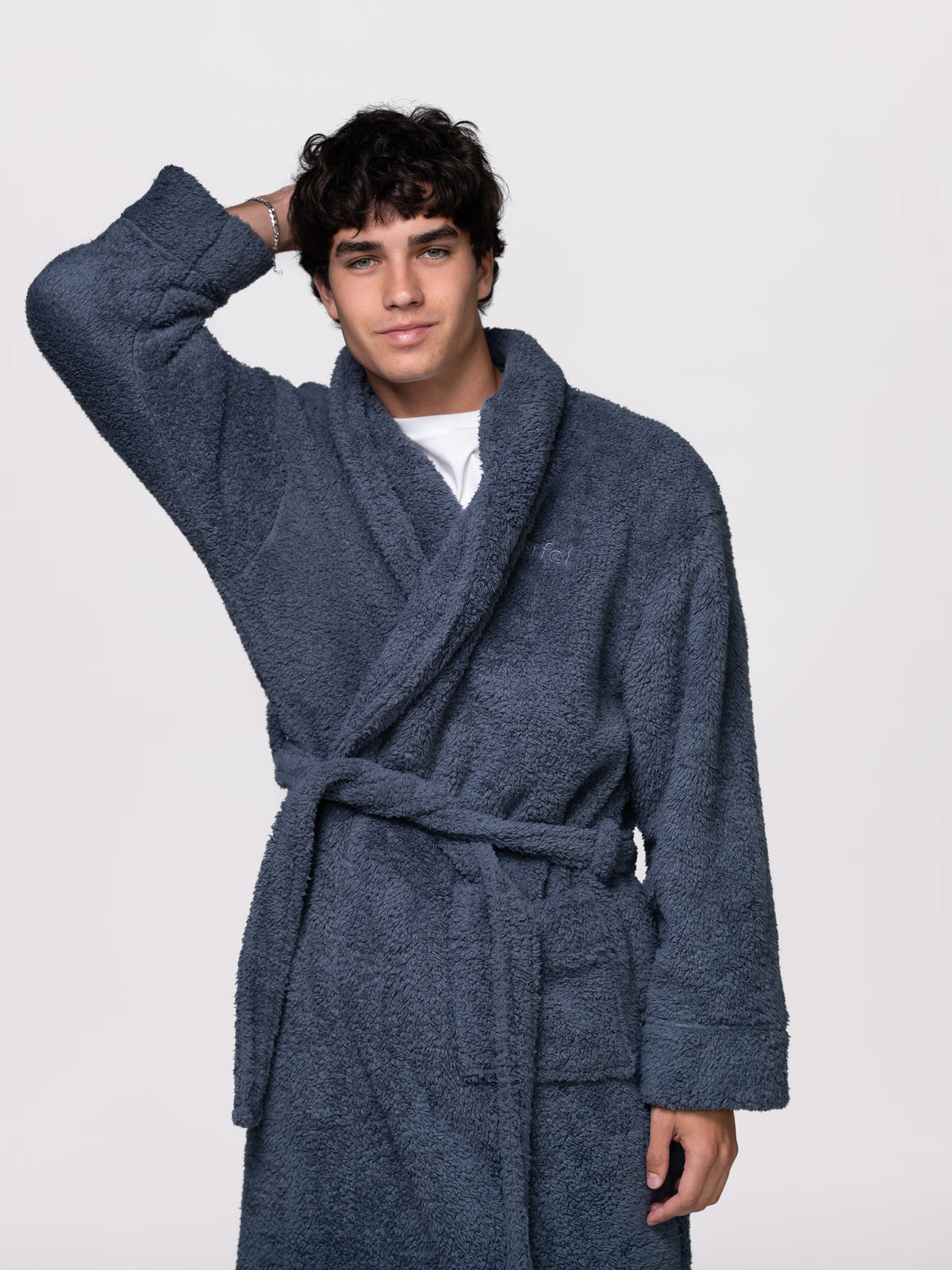 Essential Fleece Robe