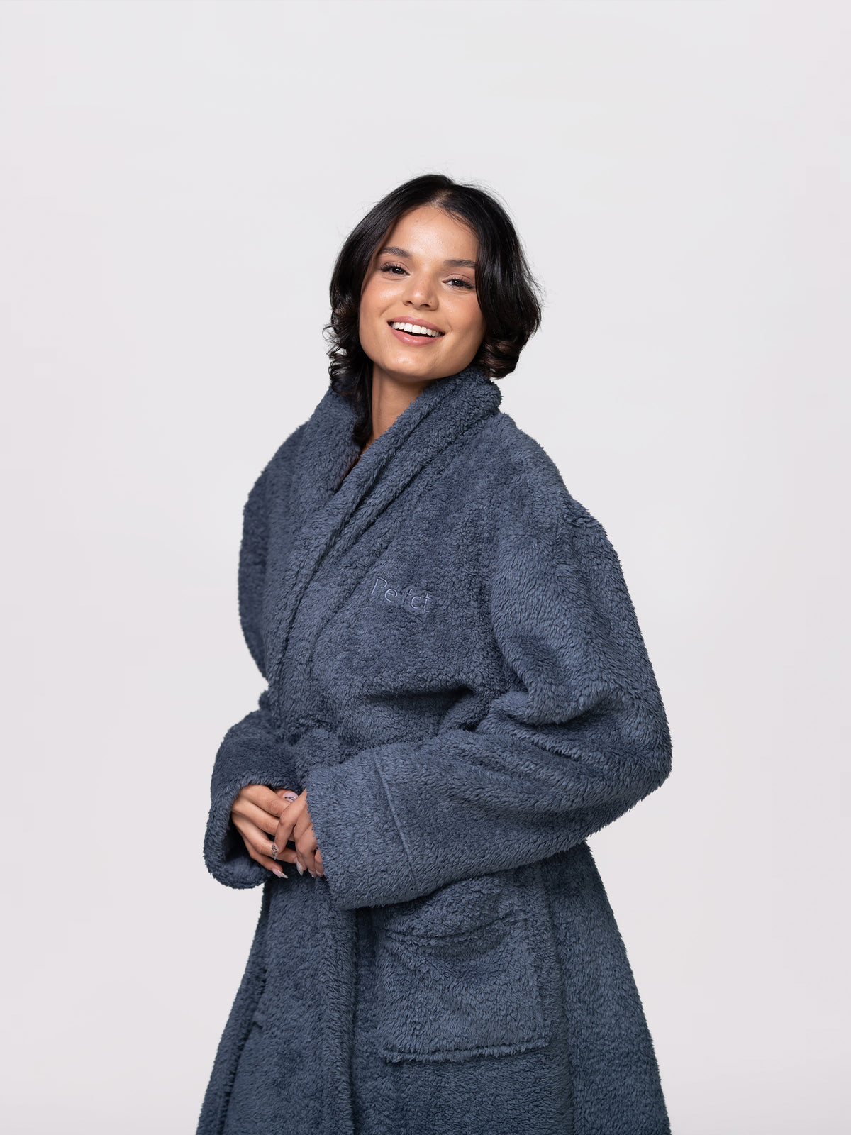 Essential Fleece Robe