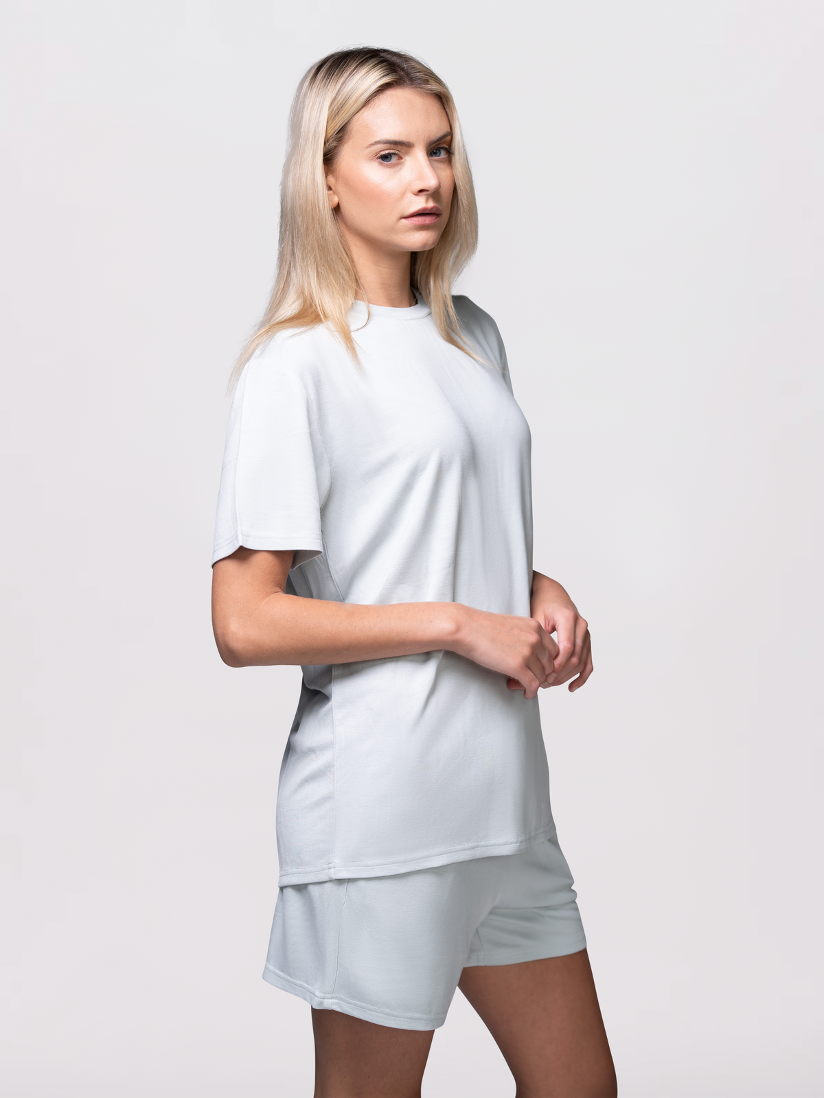 Dream Lounge Tee